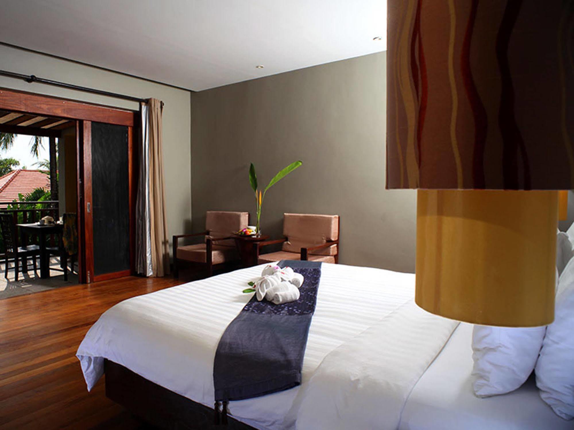 Chongfah Beach Resort Khaolak - Sha Extra Plus Khao Lak Exterior foto