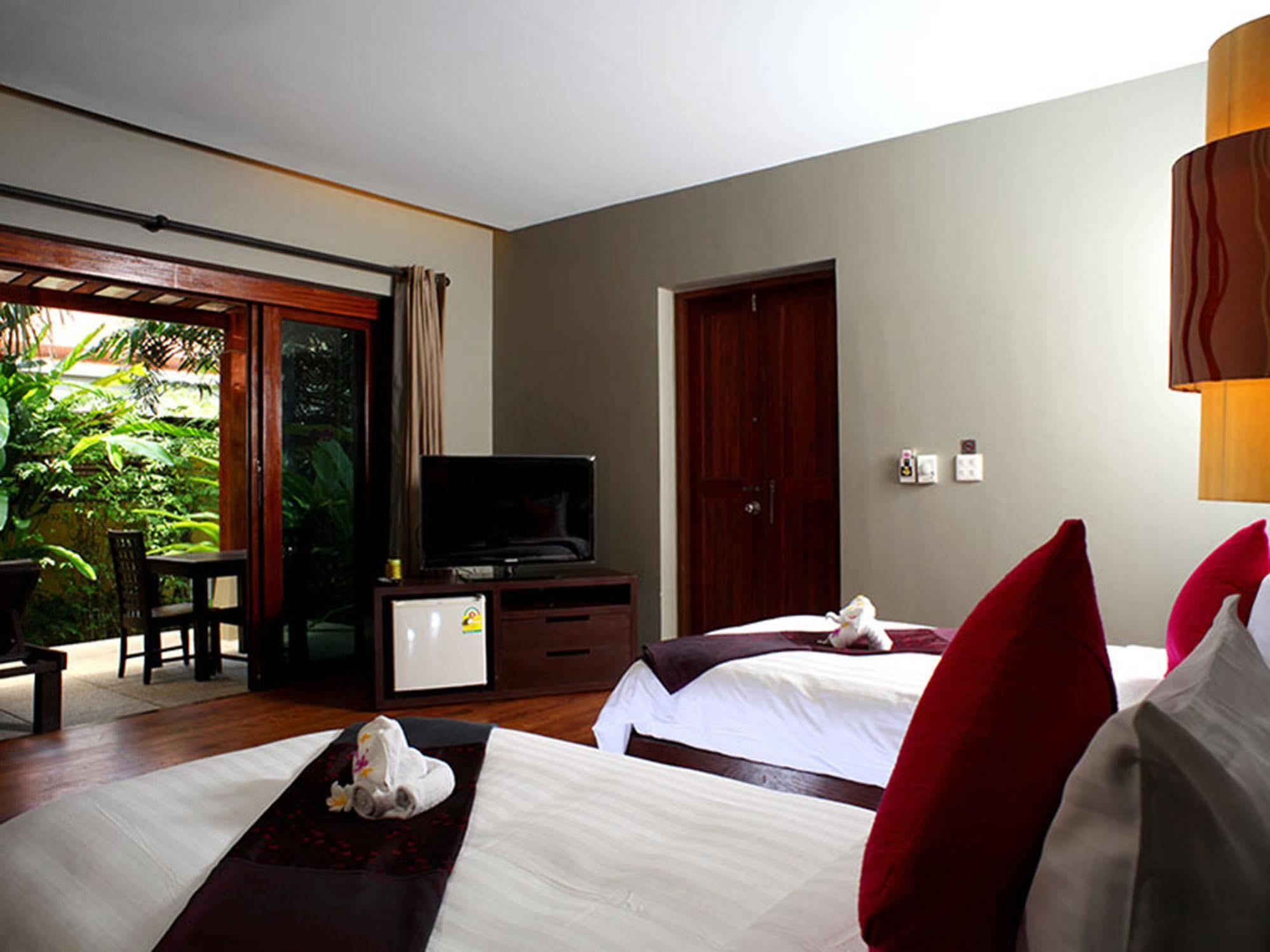 Chongfah Beach Resort Khaolak - Sha Extra Plus Khao Lak Exterior foto