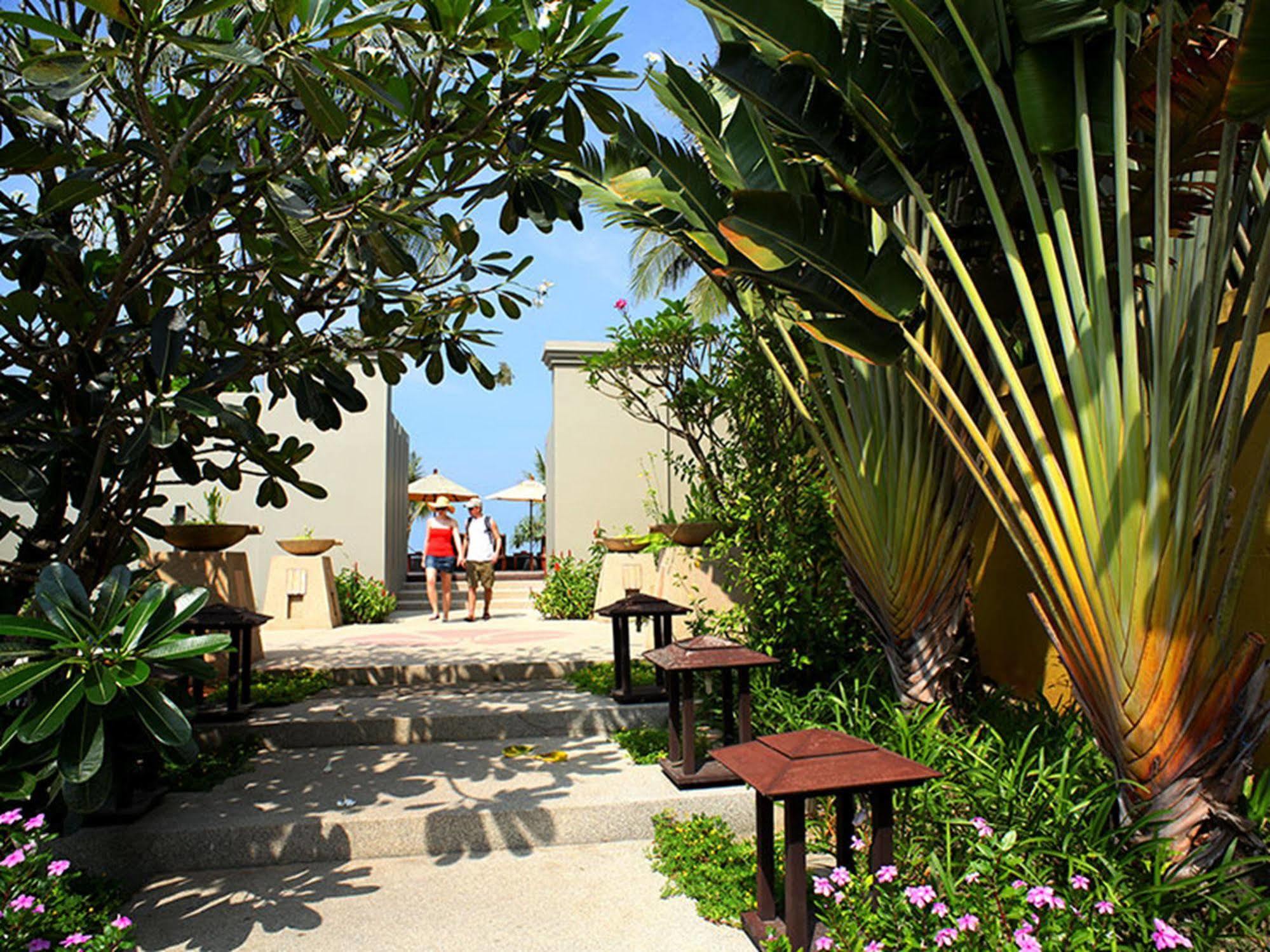 Chongfah Beach Resort Khaolak - Sha Extra Plus Khao Lak Exterior foto
